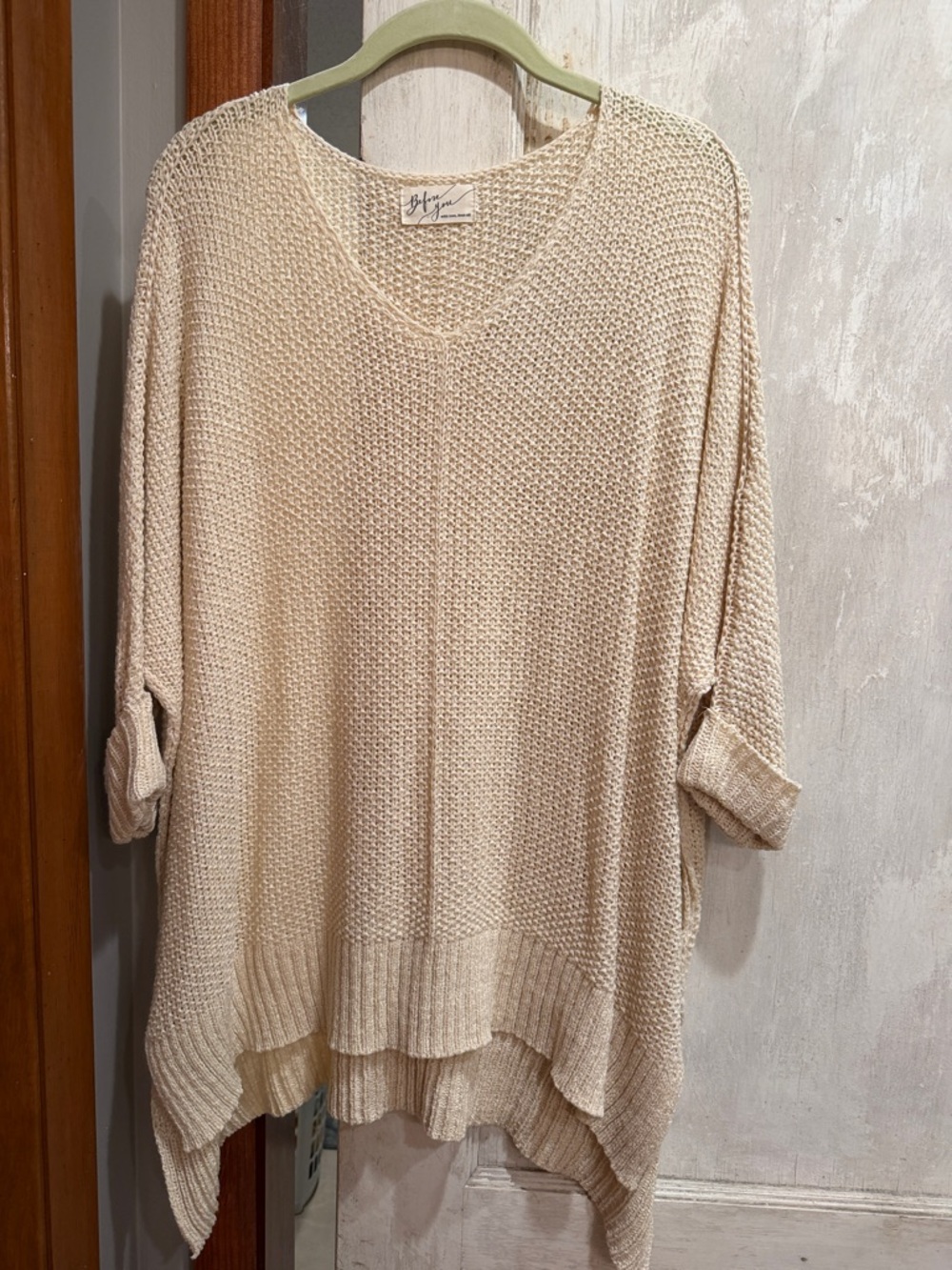 Lightweight V-Neck Knit Sweater in Neutral Beige